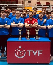 VOLEYBOLDA İNEGÖL BELEDİYESPOR FARKI